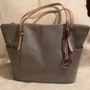 Michael Kors grey leather purse
